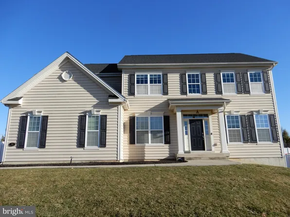31 Beechwood Blvd, Trevose, PA 19053