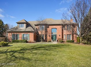 6N340 E Ridgewood Dr, St Charles, IL 60175