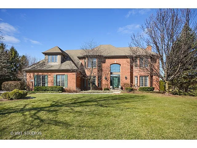 6N340 E Ridgewood Dr photo 1