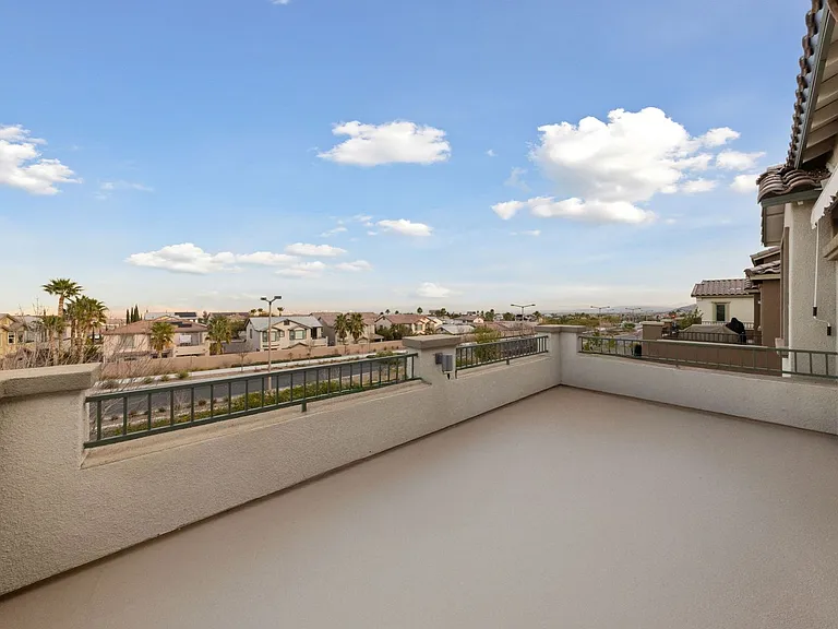 428 Vigo Port St — Photo 45