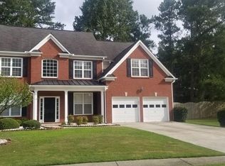 2000 Embassy Walk Ln, Lilburn, GA 30047