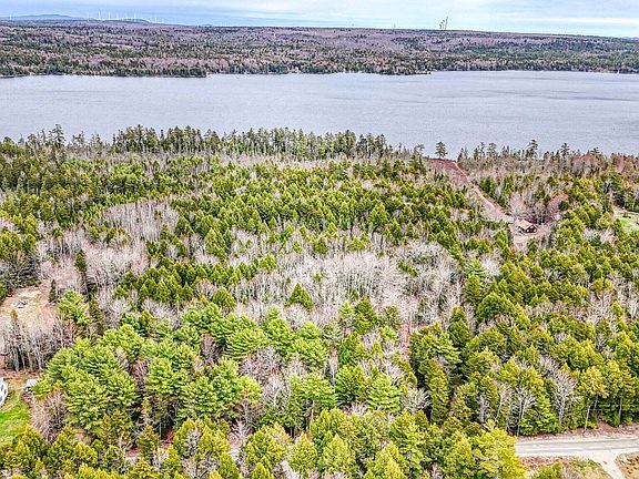 3rd image of 2 Wolf Cove Road