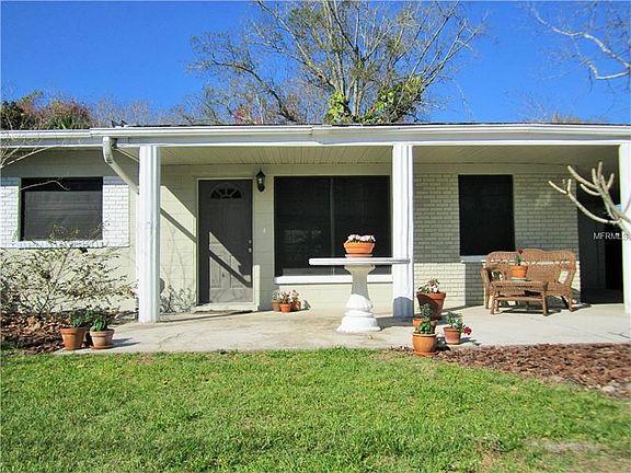 4th image of 806 N Solandra Dr