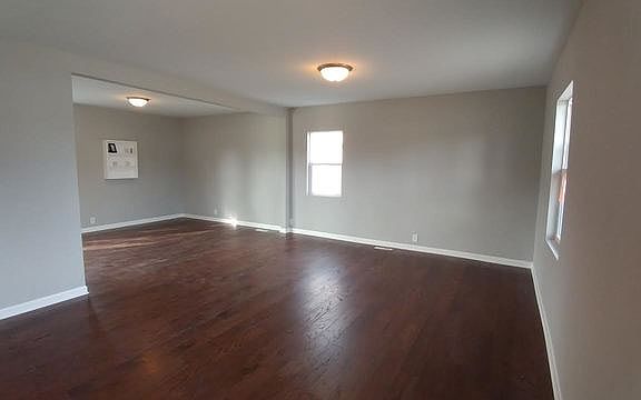 3rd image of 1616 Lincolnshire Ave