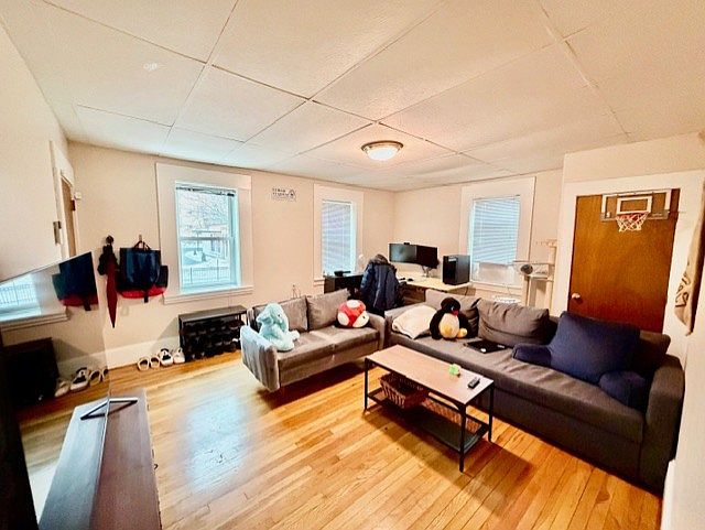 1st image of 107 Brookline St #4