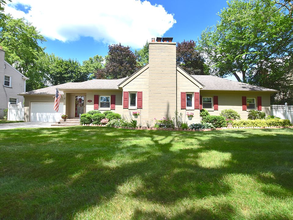 1st image of 4402 Auburn Dr