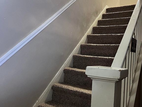 5th image of 412-414 Parkland Ave #2