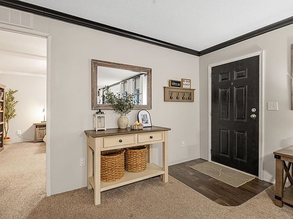4th image of 8018 Goodwin Dr