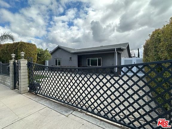 2nd image of 6142 Teesdale Ave