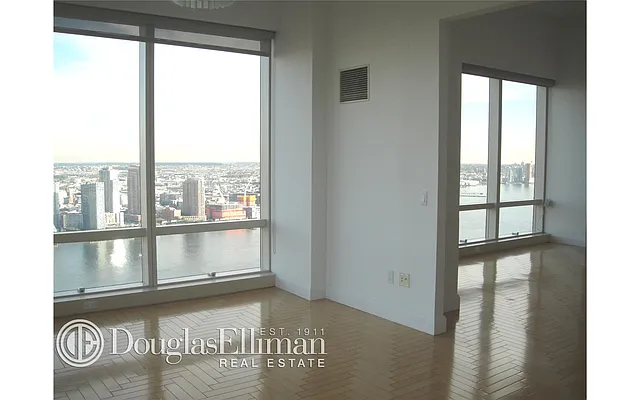 Rented by Douglas Elliman | media 17