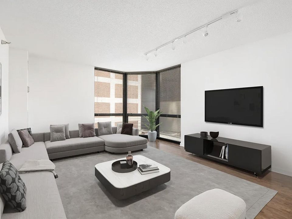 1st image of 1110 N Dearborn St #2809