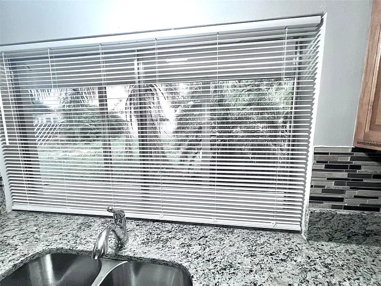 7204 Isle Dr — Photo 11