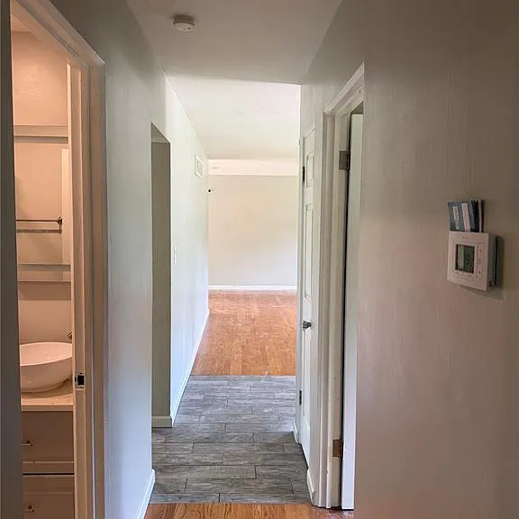 709 Elkington Ln — Photo 12