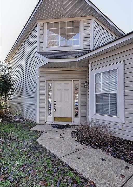 1st image of 920 Nicklaus Dr