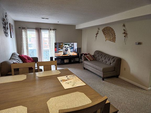 Dining Area Living Area Slider to Deck