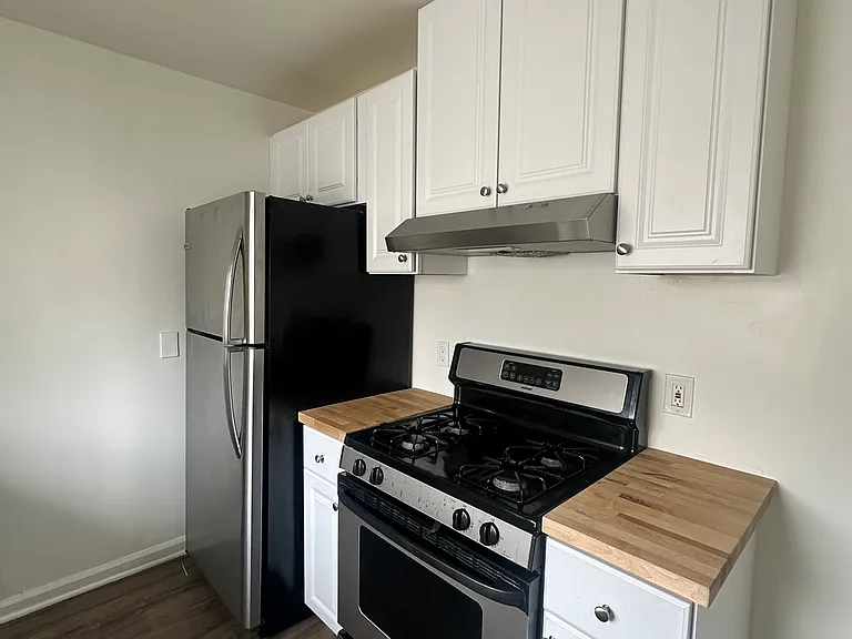 305 Ladera St #B — Photo 6