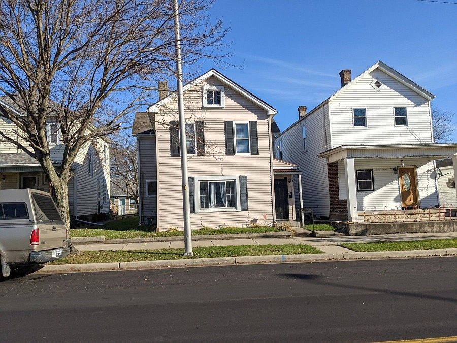 1st image of 417 S 5th St