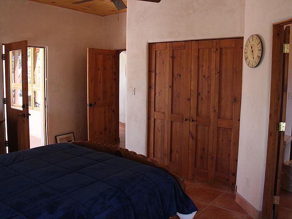 3rd image of 37 Calle Cantando