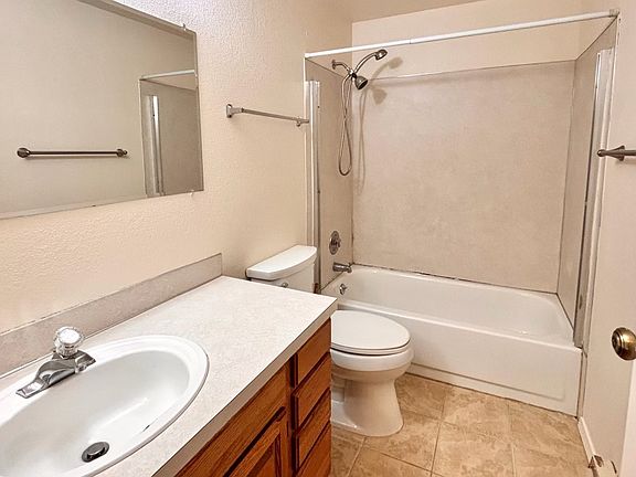 3rd image of 2410 Saint Paul St #3
