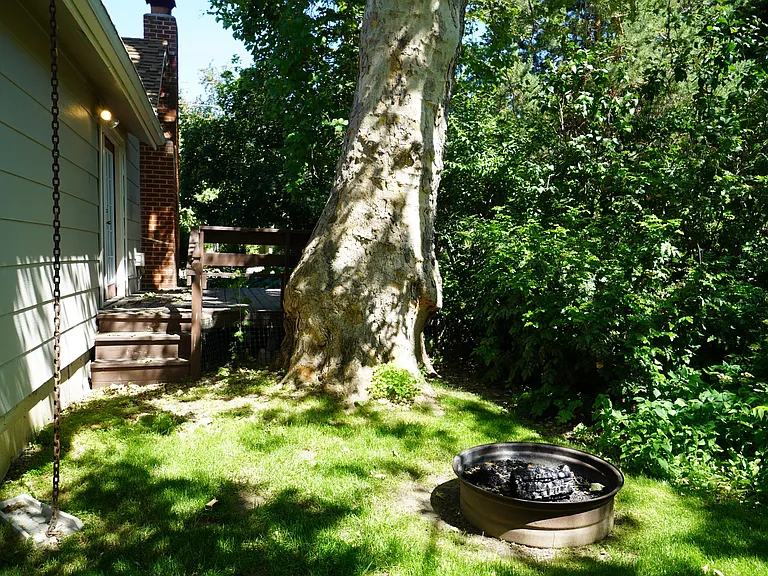 5707 N Bogart Ln — Photo 27