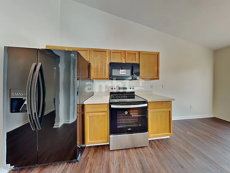 218 Bellport Dr — Photo 3