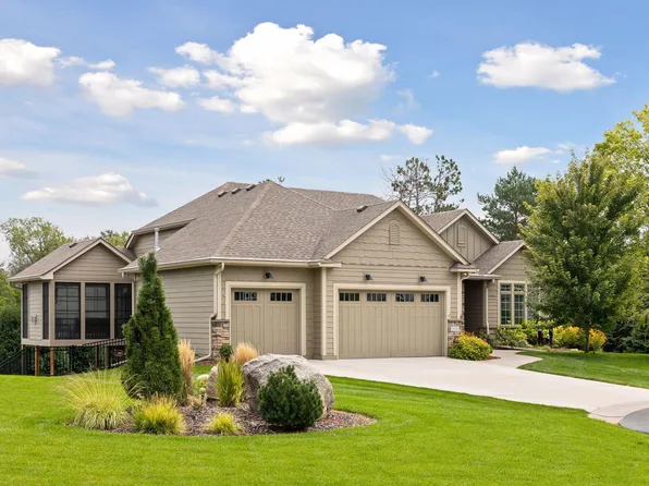 1440 Queensland Ln N, Minneapolis, MN 55447