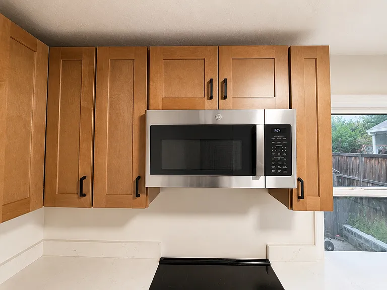 1815 E Stratford Ave #2 — Photo 8