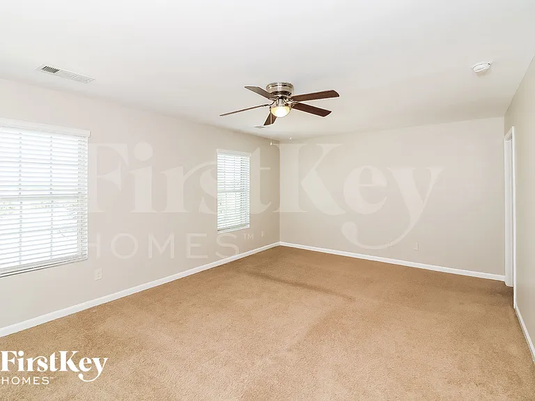 31 Wesleyan Way — Photo 10
