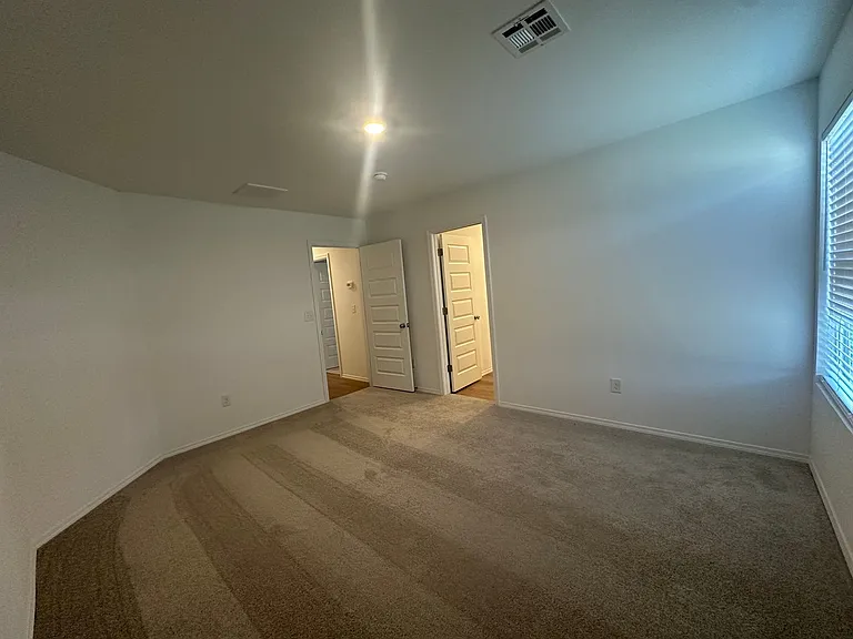 2022 Chandler Meadows Dr — Photo 41