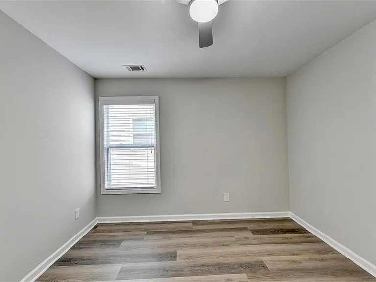 2208 Staunton Dr — Photo 40