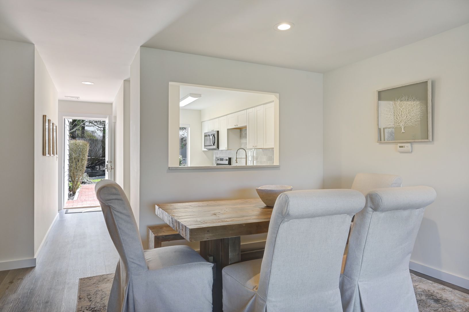  Kitchen and dining