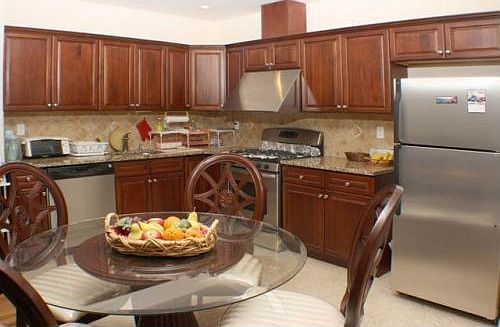 4th image of 1756 Benson Ave #2B