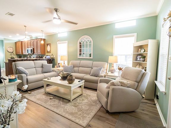 4th image of 36050 Palm Breeze Ln