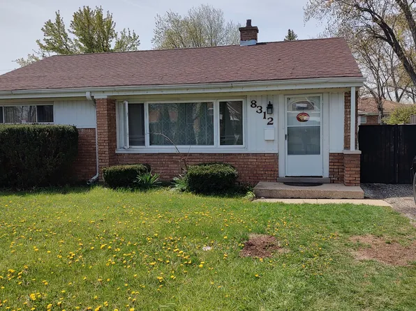 8312 N Milwaukee Ave, Niles, IL 60714
