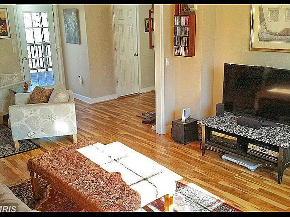 4th image of 10010 Southwick Ct