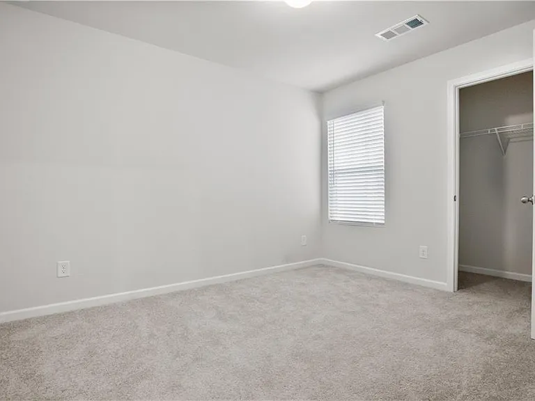 239 Turner Ln — Photo 24