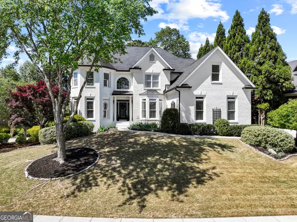 2461 Floral Valley Dr, Dacula, GA 30019