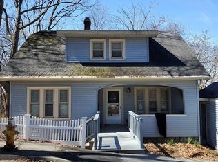 30 Wakefield St, Worcester, MA 01605