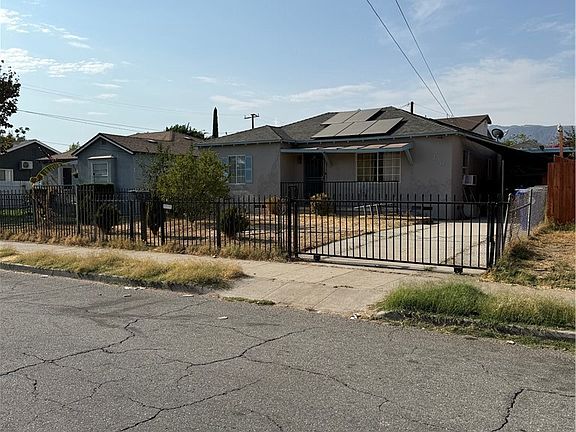 4th image of 230 E 21st St