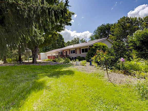 2nd image of 2765 Oak Knoll Ln