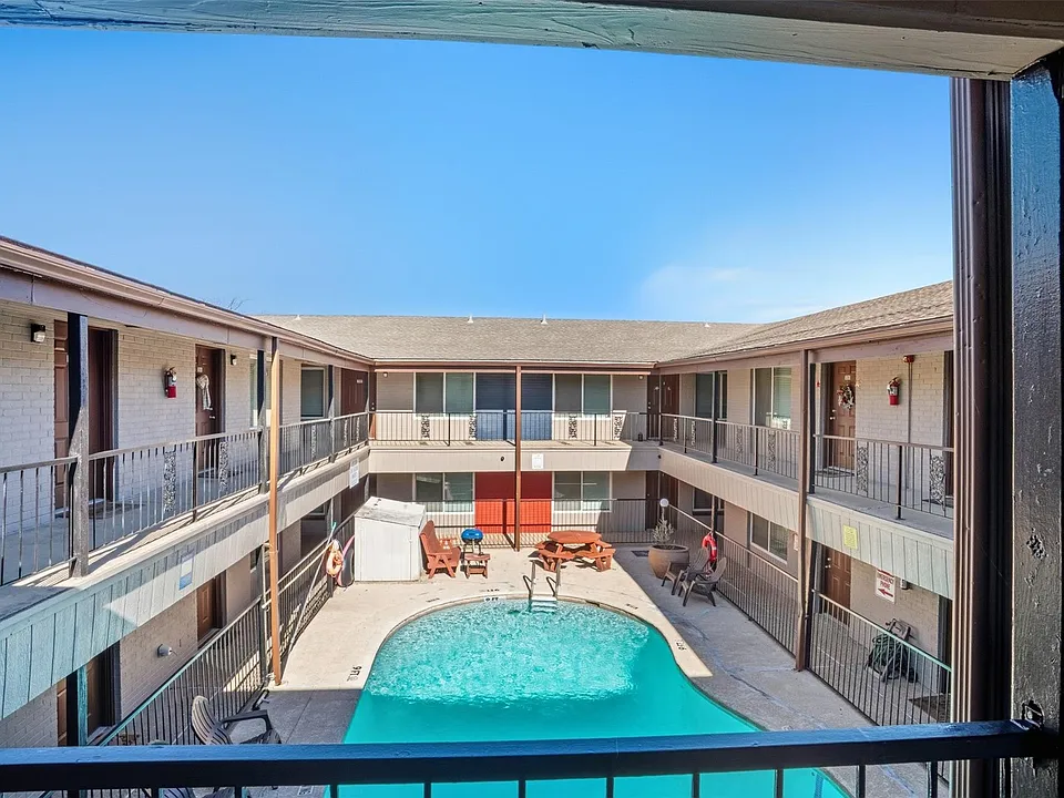 150 S Main St #101