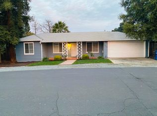 2964 Knoll Dr, Concord, CA 94520