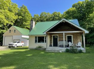 30362 E Johnswood Rd, Drummond Island, MI 49726