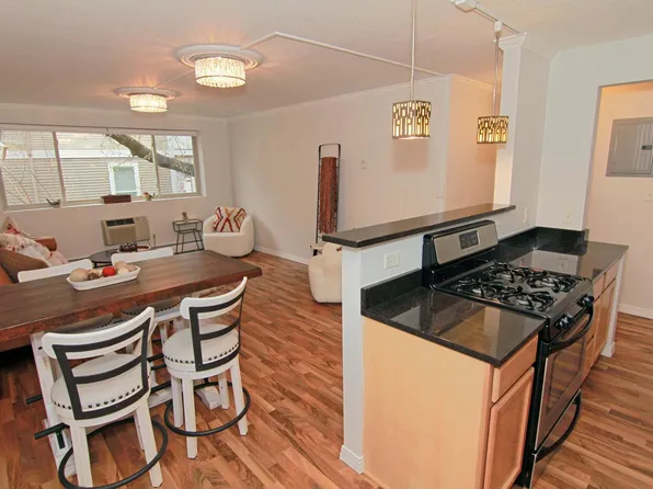 3120 Hennepin Ave Unit 107, Minneapolis, MN 55408