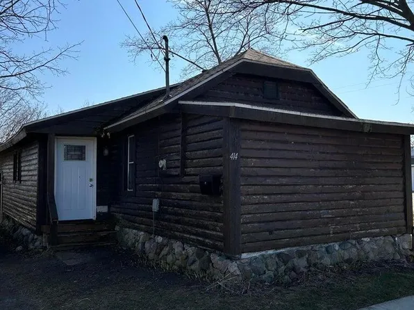 414 W Exchange St, Spring Lake, MI 49456
