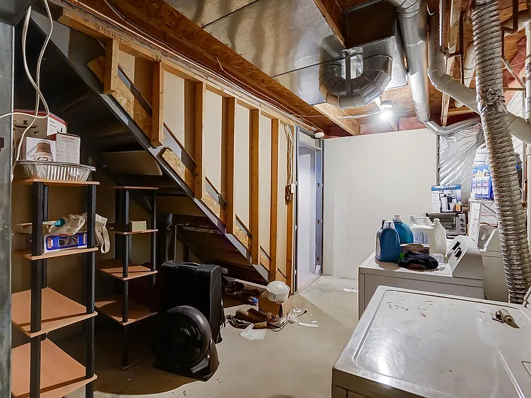 4056 Brookrun Dr — Photo 38