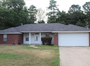 105 Wood Dr, Monroe, LA 71203