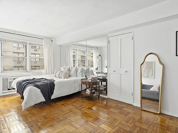 2nd image of 321 E 45th St APT 11B