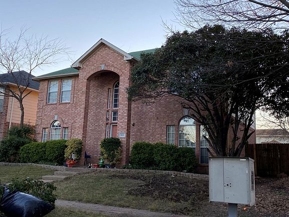 2nd image of 1631 Summers Dr