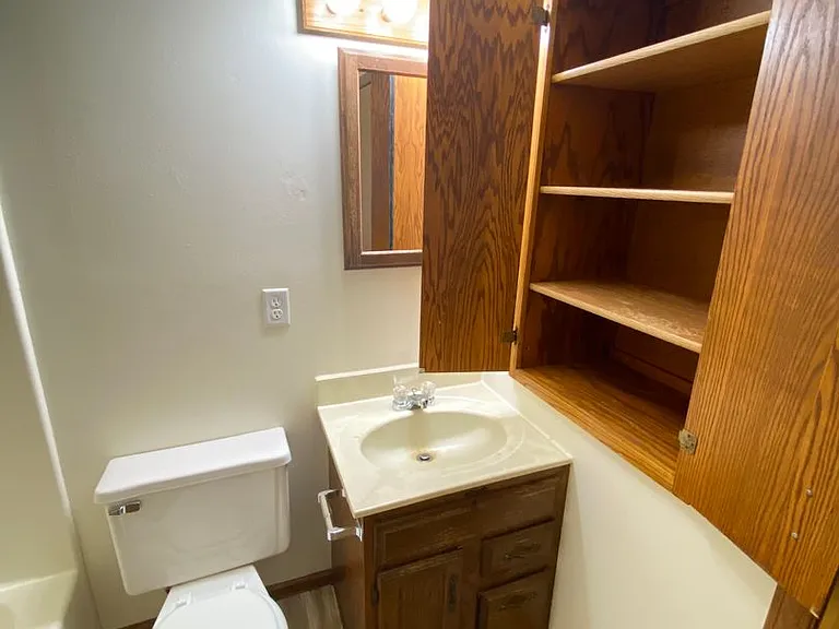 1785 Alexandra Ct — Photo 15